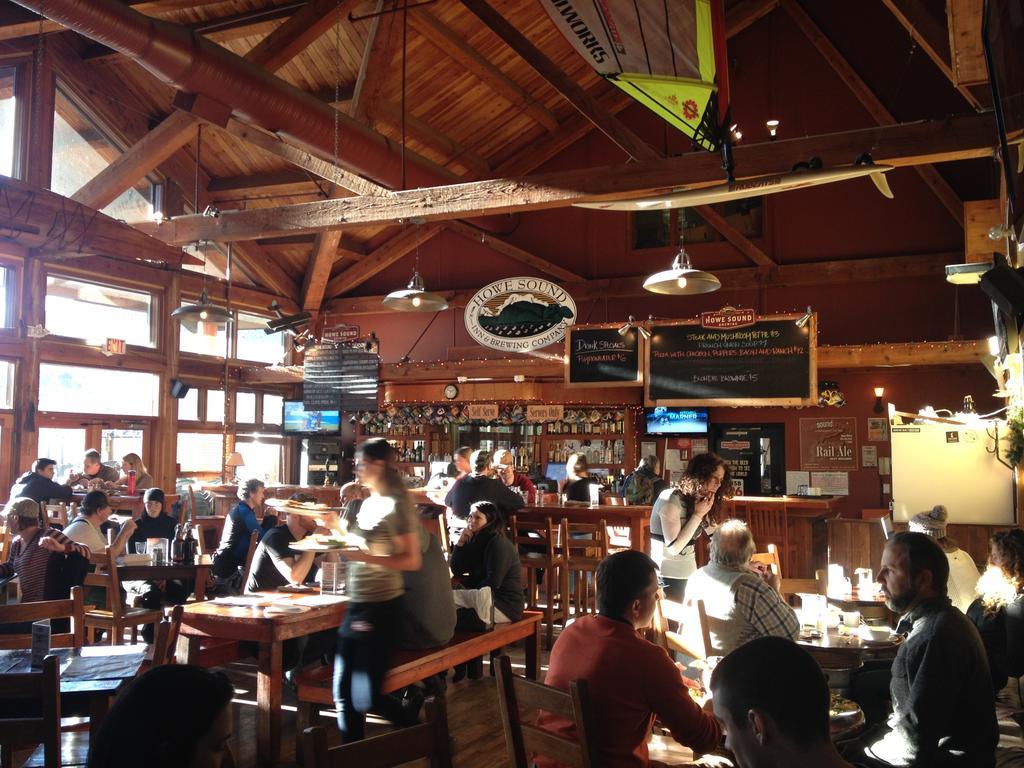 Howe Sound Inn & Brewing Company سكواميش المظهر الخارجي الصورة