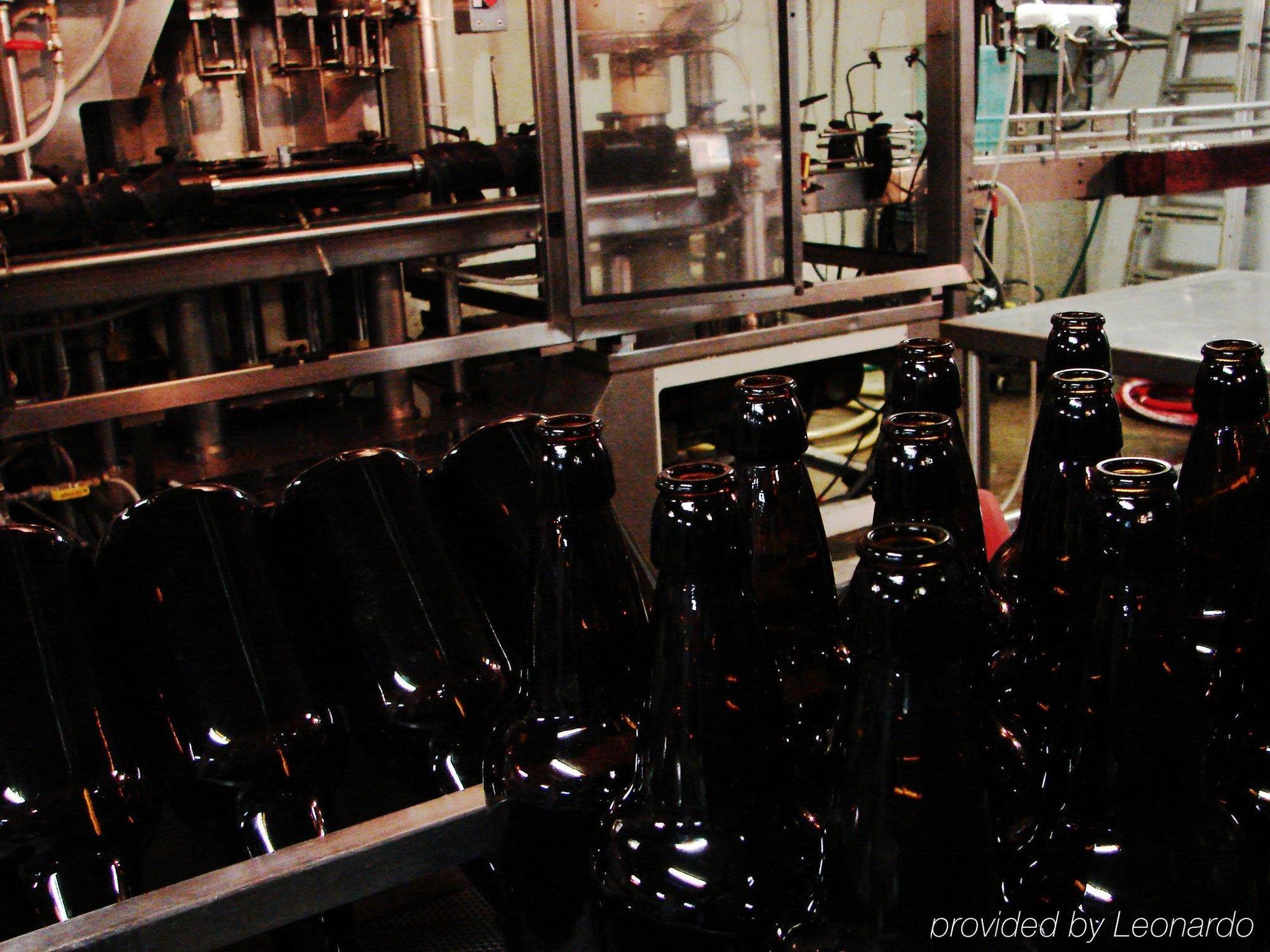 Howe Sound Inn & Brewing Company سكواميش المطعم الصورة